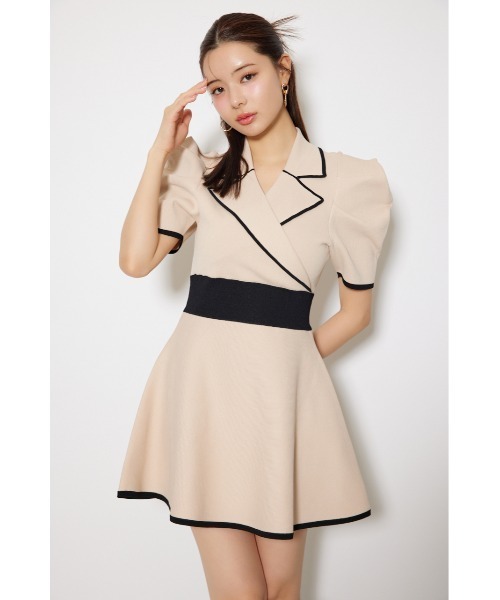 rienda(リエンダ)の「テーラードカラーミニフレアニットワンピース 半袖 秋服 サマーニット(ワンピース・レディース・ライトベージュ/ブラック/ライトブルー・MEDIUM/SMALL)」の19枚目の写真