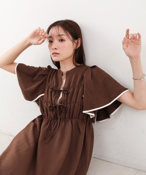 Bab(バブ)の「【S・Mサイズ展開】配色パイピングスクエアスリーブワンピース(ワンピース・レディース・ブラック/ブルー/ブラウン・S/M)」の8枚目の写真