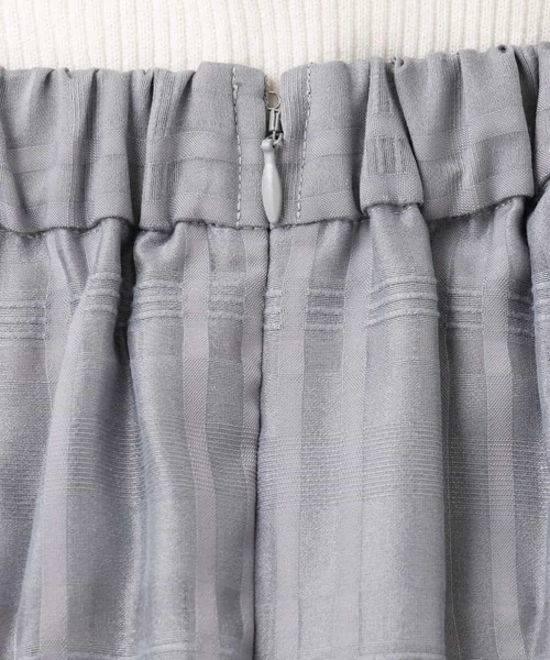 MK MICHEL KLEIN（エムケーミッシェルクラン）の「シアードビーチェックスカート/洗える（スカート・レディース・グレー/ブラック・38）」の8枚目の写真