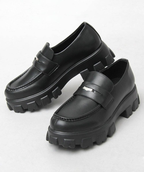BACKYARD FAMILY(バックヤードファミリー)の「glabella SQUARE TOE DERBY SHOES(ローファー・メンズ・ブラック/ブラック系その他・26cm/25cm/27cm)」の4枚目の写真