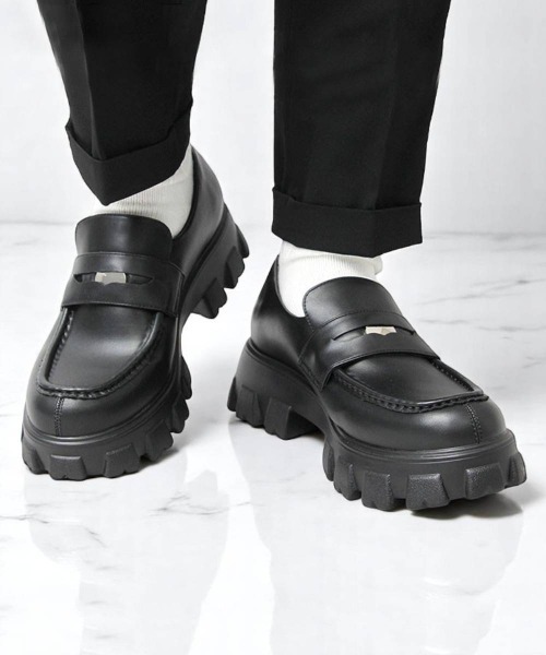 BACKYARD FAMILY(バックヤードファミリー)の「glabella SQUARE TOE DERBY SHOES(ローファー・メンズ・ブラック/ブラック系その他・26cm/25cm/27cm)」の6枚目の写真