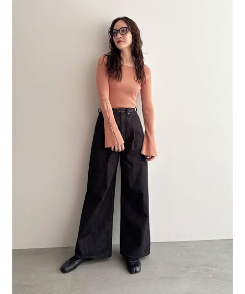 LAGUNAMOON（ラグナムーン）の「スリットフレアスリーブプルオーバー（ニット/セーター・レディース・チャコールグレー/ベージュ/サーモンピンク・FREE）」の19枚目の写真