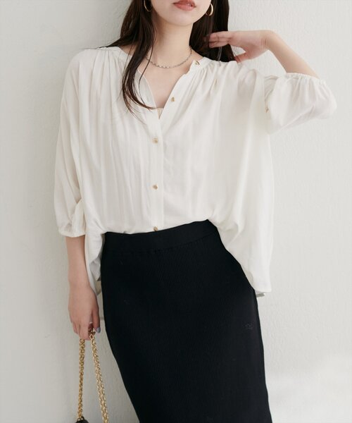 natural couture（ナチュラルクチュール）の「【WEB限定】麻混ギャザーブラウス（シャツ/ブラウス・レディース・ネイビー/パープル系その他/ブラウン/ブラック/オフホワイト/ブルー・FREE）」の7枚目の写真