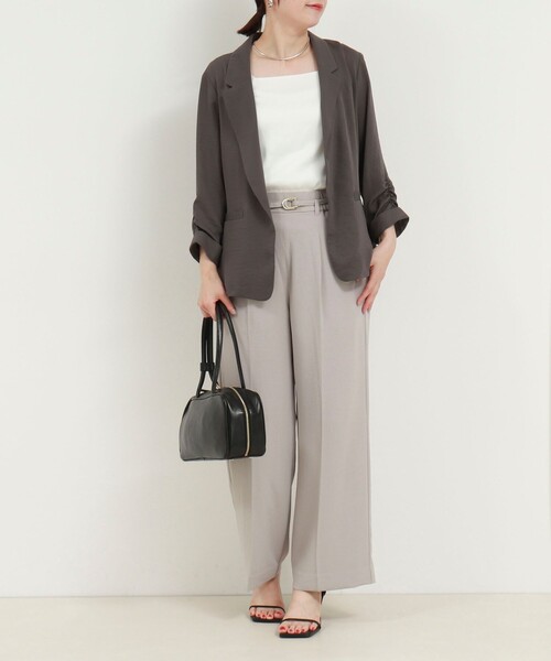 MICO COULIER（ミコクリエ）の「ポリワッシャーカルゼテーラードジャケット（テーラードジャケット・レディース・グレイッシュベージュ/チャコールグレー・38）」の12枚目の写真