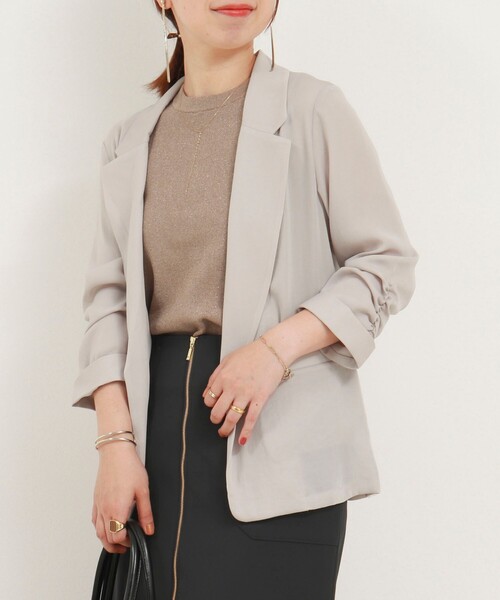 MICO COULIER（ミコクリエ）の「ポリワッシャーカルゼテーラードジャケット（テーラードジャケット・レディース・グレイッシュベージュ/チャコールグレー・38）」の22枚目の写真