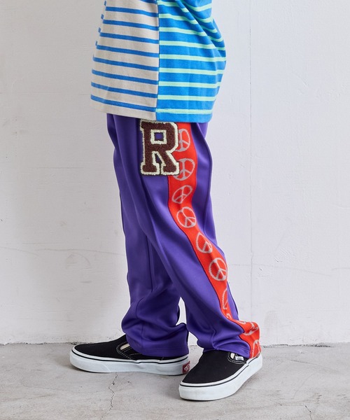 MARKEY'S（マーキーズ）の「サガラワッペントラックパンツ（スウェットパンツ・キッズ・パープル/グリーン/レッド/オフホワイト・120/110/100/90/150/140/130）」の3枚目の写真