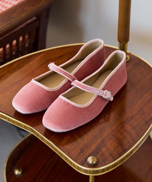 FREAK'S STORE(フリークスストア)の「限定展開 ベロア スクエア パンプス(パンプス・レディース・ピンク/ブラック/グレー・36/37/38)」の14枚目の写真