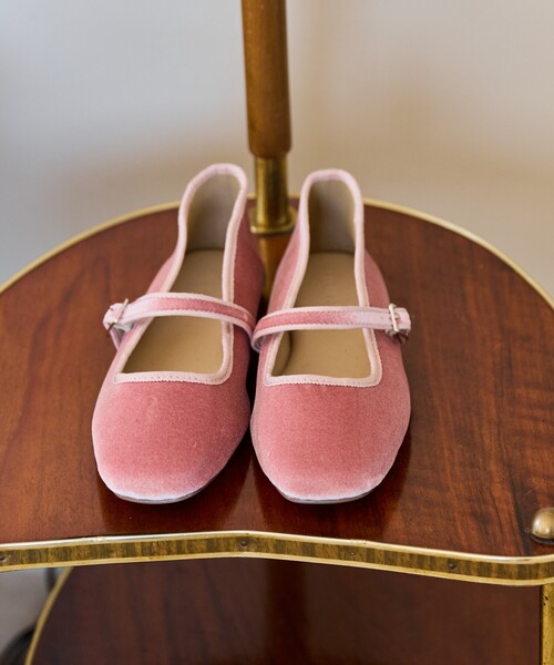 FREAK'S STORE(フリークスストア)の「限定展開 ベロア スクエア パンプス(パンプス・レディース・ピンク/ブラック/グレー・36/37/38)」の15枚目の写真