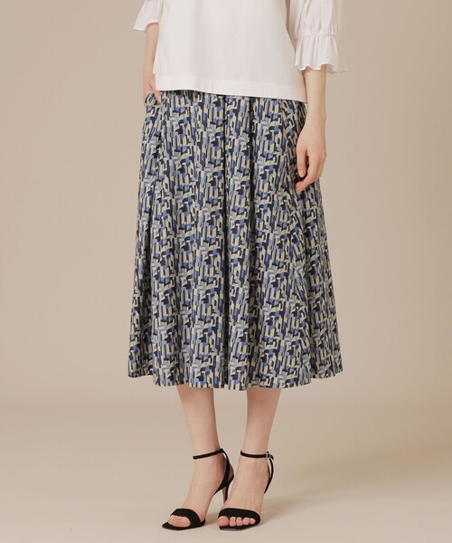 MACKINTOSH LONDON(マッキントッシュ ロンドン)の「ウェーブプリントスカート(スカート・レディース・ライトブルー/ピンク・36/38)」の2枚目の写真