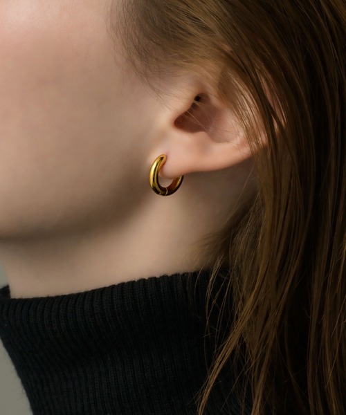 muku(ムク)の「PIERCE/MINI HOOP(ピアス(両耳用)・レディース・シルバー/ゴールド/シャンパン・FREE)」の6枚目の写真