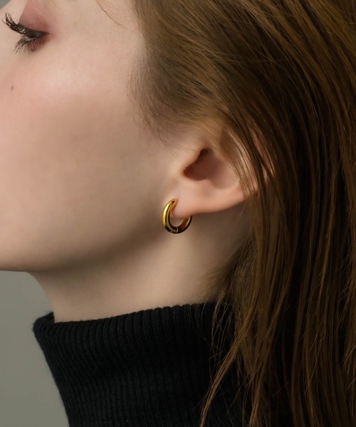 muku(ムク)の「PIERCE/MINI HOOP(ピアス(両耳用)・レディース・シルバー/ゴールド/シャンパン・FREE)」の13枚目の写真