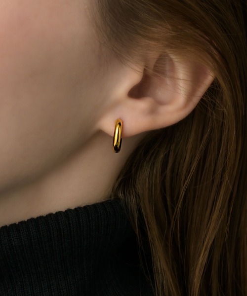 muku(ムク)の「PIERCE/MINI HOOP(ピアス(両耳用)・レディース・シルバー/ゴールド/シャンパン・FREE)」の8枚目の写真