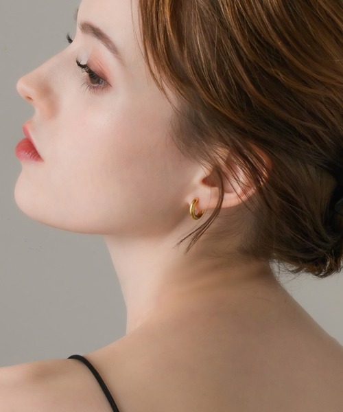 muku(ムク)の「PIERCE/MINI HOOP(ピアス(両耳用)・レディース・シルバー/ゴールド/シャンパン・FREE)」の12枚目の写真
