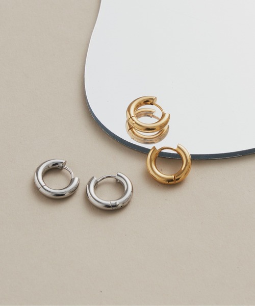 muku(ムク)の「PIERCE/MINI HOOP(ピアス(両耳用)・レディース・シルバー/ゴールド/シャンパン・FREE)」の18枚目の写真