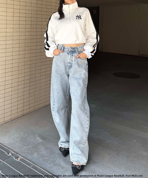 BACK TO THE FIELD（バック トゥー ザ フィールド）の「【MLB】ウエストカットカーブデニム（デニムパンツ・レディース・ブラック/ブルー/インディゴブルー・SMALL/MEDIUM）」の16枚目の写真