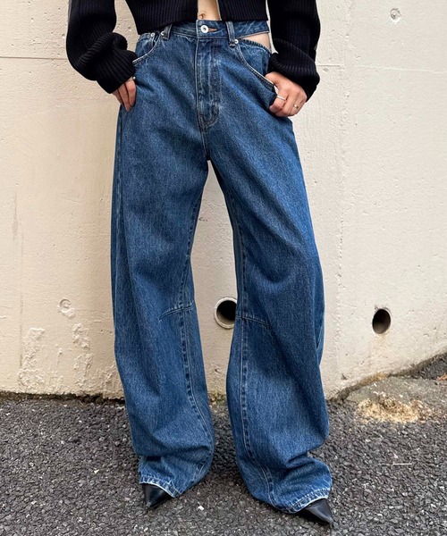 BACK TO THE FIELD（バック トゥー ザ フィールド）の「【MLB】ウエストカットカーブデニム（デニムパンツ・レディース・ブラック/ブルー/インディゴブルー・SMALL/MEDIUM）」の5枚目の写真