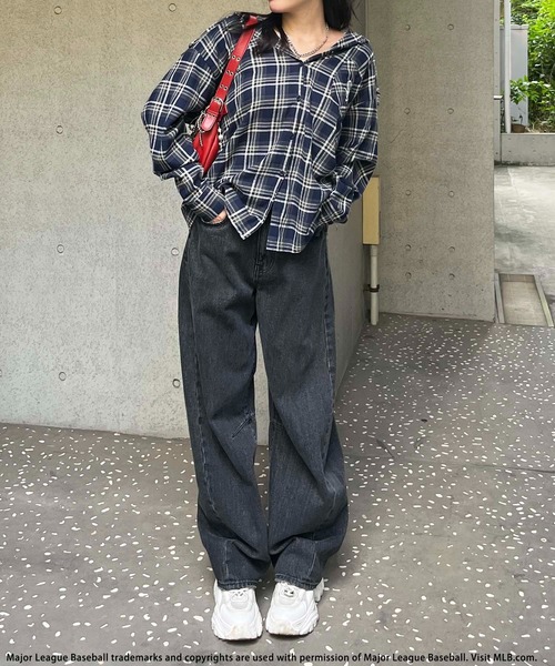 BACK TO THE FIELD（バック トゥー ザ フィールド）の「【MLB】ウエストカットカーブデニム（デニムパンツ・レディース・ブラック/ブルー/インディゴブルー・SMALL/MEDIUM）」の15枚目の写真