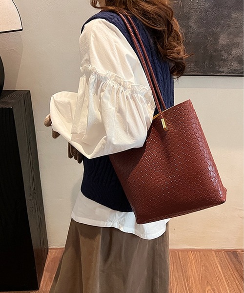 M2SUQARED(エムツースクエア)の「【M2SUQARED/エムツースクエア】ロングハンドルスクエアバッグ(トートバッグ・レディース・ベージュ/ブラック/ブラウン/ホワイト/レッド/ダークブラウン・FREE)」の6枚目の写真
