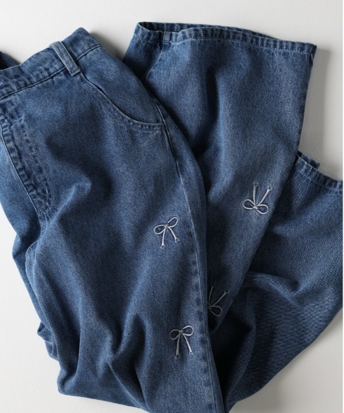 VIVIAN BLUE】サイドリボン刺繍ワイドパンツ（デニムパンツ）｜Right