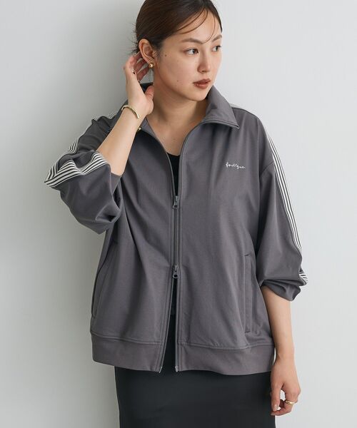 CRAFT STANDARD BOUTIQUE（クラフトスタンダードブティック）の「軽量/接触冷感/UVカット トラックジャケット（ジャージ・レディース・ブラック/アイボリー/チャコールグレー/ベージュ/ネイビー/カーキ・S/M/L）」の4枚目の写真