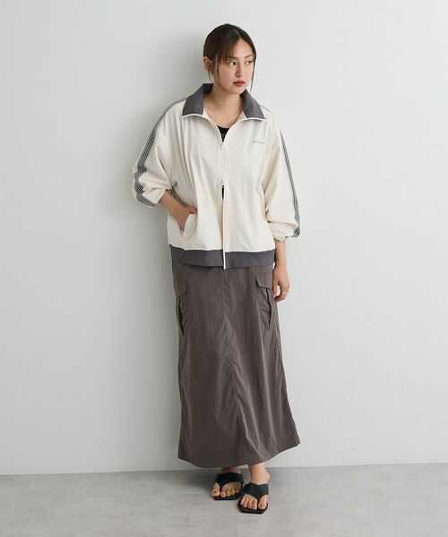 CRAFT STANDARD BOUTIQUE（クラフトスタンダードブティック）の「軽量/接触冷感/UVカット トラックジャケット（ジャージ・レディース・ブラック/アイボリー/チャコールグレー/ベージュ/ネイビー/カーキ・S/M/L）」の9枚目の写真