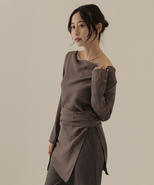 SUWDEE(スーディー)の「side slit belted tunic tops(Tシャツ/カットソー・レディース・チャコールグレー/ブラック/ホワイト・FREE)」の15枚目の写真