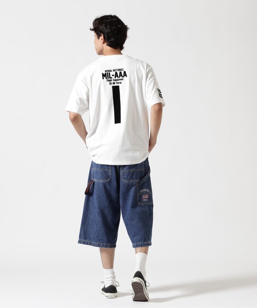 AVIREX（アヴィレックス）の「《直営店限定》VARSITY PAINTER SHORTS / バーシティ ペインターショーツ / AVIREX / アヴィレックス（デニムパンツ・メンズ・ライトインディゴブルー/ブラック・MEDIUM/LARGE/X-LARGE/XX-LARGE）」の13枚目の写真