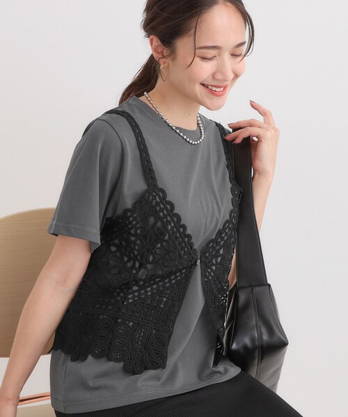 Cutie Blonde(キューティーブロンド)の「【2点セット/ひんやり】レースビスチェ+Tシャツ(その他トップス・レディース・ダークブラウン/ブラック/オフホワイト・02/04/01/03)」の2枚目の写真