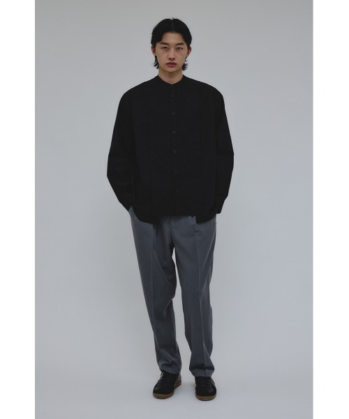 STYLEMIXER（スタイルミキサー）の「タックデザインノーカラーシャツ（シャツ/ブラウス・メンズ・ホワイト/ライトカーキ/ブラック・MEDIUM/LARGE）」の18枚目の写真