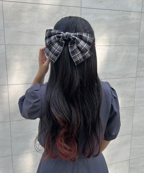 F i.n.t(フィント)の「【一部店舗限定展開】アソートビッグリボンバレッタ/fint フィント(バレッタ/ヘアクリップ・レディース・チャコールグレー/グレー/ブラック×ホワイト/ネイビー×ホワイト・FREE)」の7枚目の写真