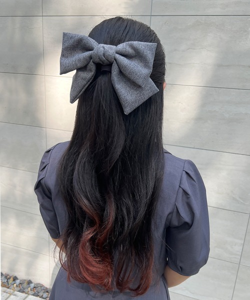 F i.n.t(フィント)の「【一部店舗限定展開】アソートビッグリボンバレッタ/fint フィント(バレッタ/ヘアクリップ・レディース・チャコールグレー/グレー/ブラック×ホワイト/ネイビー×ホワイト・FREE)」の8枚目の写真