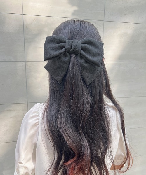 F i.n.t(フィント)の「【一部店舗限定展開】アソートビッグリボンバレッタ/fint フィント(バレッタ/ヘアクリップ・レディース・チャコールグレー/グレー/ブラック×ホワイト/ネイビー×ホワイト・FREE)」の10枚目の写真