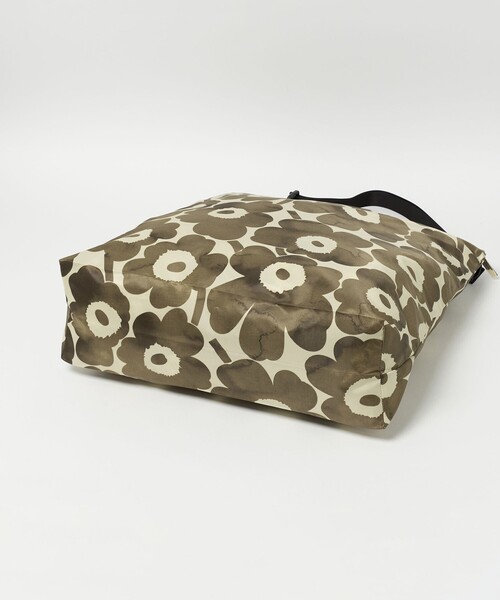 Steven Alan(スティーブンアラン)の「<marimekko>NEAT CROSSBODY Unikko L/ショルダーバッグ(ショルダーバッグ・レディース・ベージュ・FREE)」の7枚目の写真