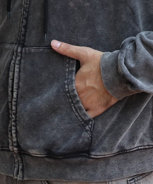 ８(eight)（エイト）の「製品加工ショート丈ジップパーカー（パーカー・メンズ・ブラック/ピンク/チャコールグレー・MEDIUM/LARGE）」の15枚目の写真