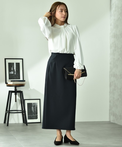 INTERPLANET（インタープラネット）の「綿タッチダンボールタイトスカート（スカート・レディース・ネイビー/グレイッシュベージュ・FREE）」の11枚目の写真