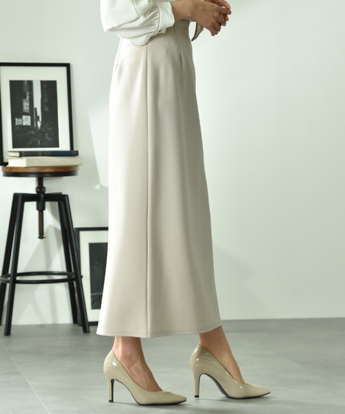 INTERPLANET（インタープラネット）の「綿タッチダンボールタイトスカート（スカート・レディース・ネイビー/グレイッシュベージュ・FREE）」の6枚目の写真