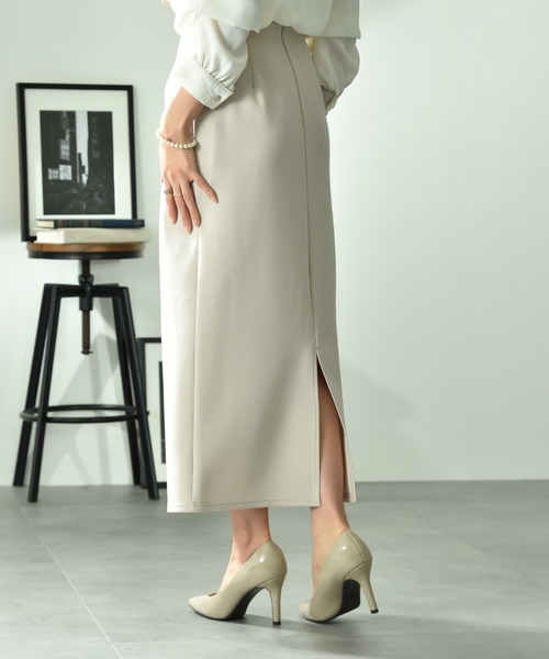 INTERPLANET（インタープラネット）の「綿タッチダンボールタイトスカート（スカート・レディース・ネイビー/グレイッシュベージュ・FREE）」の8枚目の写真