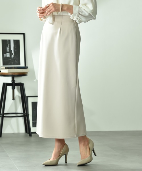 INTERPLANET（インタープラネット）の「綿タッチダンボールタイトスカート（スカート・レディース・ネイビー/グレイッシュベージュ・FREE）」の9枚目の写真