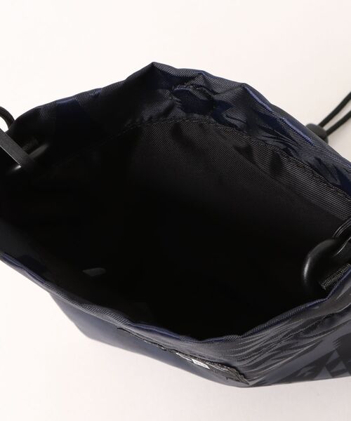 NEW ERA（ニューエラ）の「【NEW ERA/ニューエラ】FLAT NECK POUCH PENDLETON（ショルダーバッグ・メンズ・ブラック・FREE）」の3枚目の写真