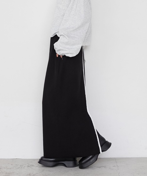 【forksy.】【セットアップ対応】スウェットライクIラインナロースカート