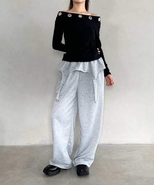 Bamm(バム)の「アイレットデザインオフショル長袖トップス(Tシャツ/カットソー・レディース・ブラック/ネイビー/ホワイト/ブラウン・FREE)」の12枚目の写真