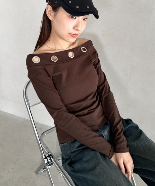 Bamm(バム)の「アイレットデザインオフショル長袖トップス(Tシャツ/カットソー・レディース・ブラック/ネイビー/ホワイト/ブラウン・FREE)」の18枚目の写真