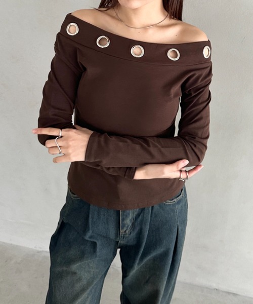 Bamm(バム)の「アイレットデザインオフショル長袖トップス(Tシャツ/カットソー・レディース・ブラック/ネイビー/ホワイト/ブラウン・FREE)」の19枚目の写真