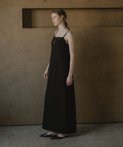 et.UNiVER（エトユニベール）の「Urban vest dress（ドレス・レディース・ブラック×ホワイト/ブラック・SMALL/MEDIUM/LARGE）」の8枚目の写真