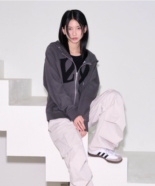 ILLIGO ロゴzip-upパーカー M ライトグレー ILLIGO ロゴzip-upパーカー M ライトグレー ILLIGO パーカー 「ILLIGO