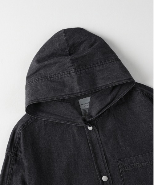 BACK NUMBER（バックナンバー）の「【BACK NUMBER】デニムフードシャツ (洗練デザイン / シンプルカジュアル / 女性らしさ)（シャツ/ブラウス・レディース・ブラック/グレー・M/L）」の5枚目の写真