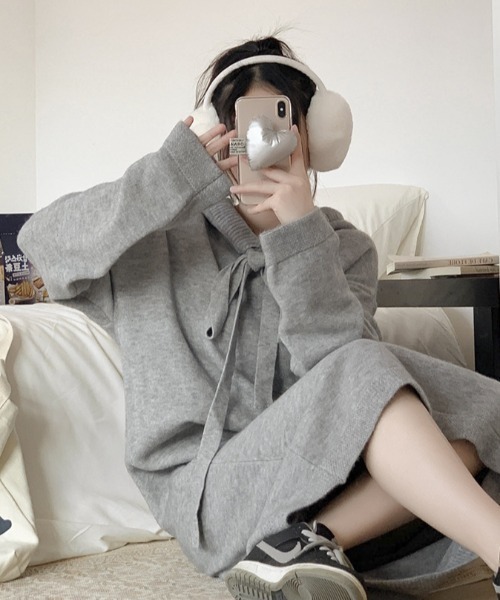 Teem Store(チームストア)の「フード付きニットワンピース(ワンピース・レディース・ブラック/アイボリー/グレー・F)」の3枚目の写真