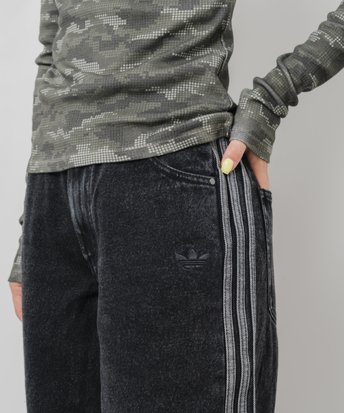 adidas(アディダス)の「adidas / アディダス DENIM 3S PANT(デニムパンツ・レディース・ブラック・25/24)」の22枚目の写真