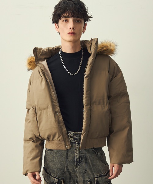 Shoowtime（ショウタイム）の「Eco Fur Hooded Short Puffer Jacket