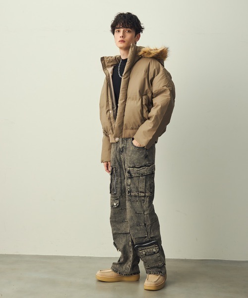 Shoowtime(ショウタイム)の「Eco Fur Hooded Short Puffer Jacket / エコファーフードショートパッファージャケット(ダウンジャケット/コート・メンズ・ベージュ/ブラック・X-LARGE/MEDIUM/LARGE)」の6枚目の写真